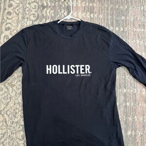 Hollister Men's Black Long Sleeve Tee